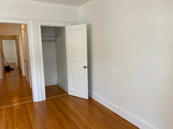 172 Maple St, Malden, MA