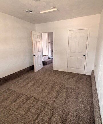 2nd image of 1425 N Sterling Ave