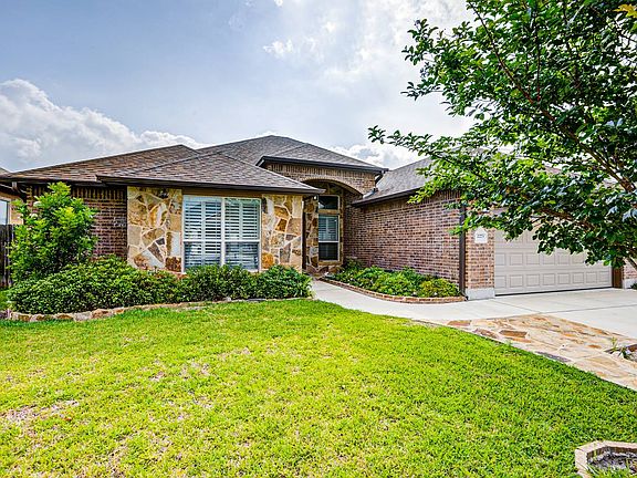 2nd image of 2273 Sungate Dr