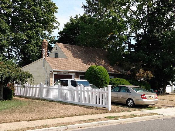 3rd image of 2117 Washington Ave