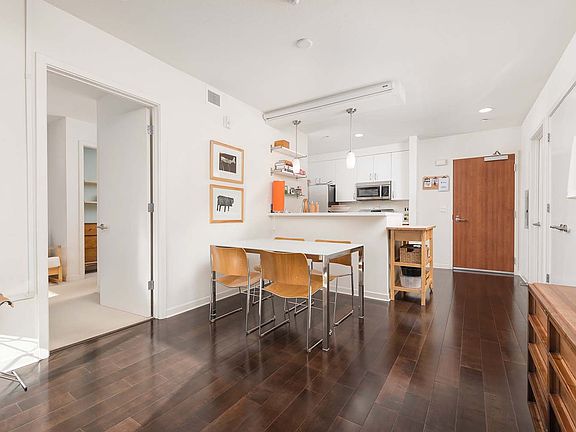4th image of 555 Bartlett St APT 408