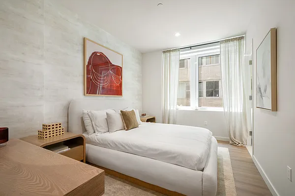 Bedroom, photo 1