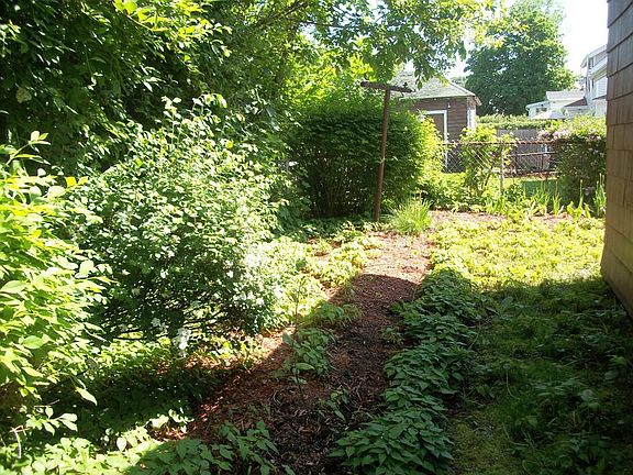 4th image of 22 Mystic Ave