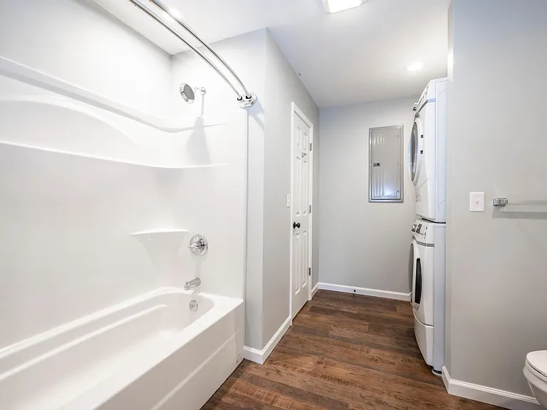 713 Lorene Cir #6 — Photo 13