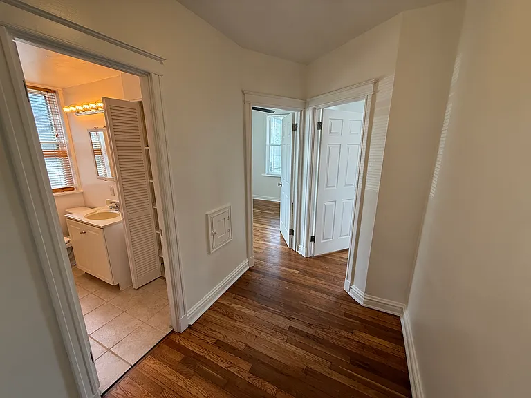 4606 Wilcox Ave — Photo 10