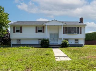 18 Tabor Dr, Johnston, RI 02919