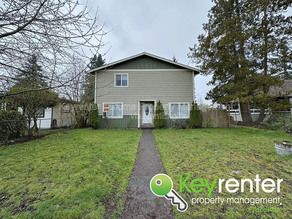 6526 S D St #2
