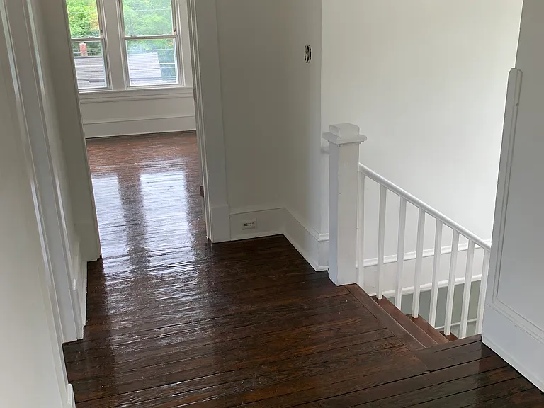 210 Craig Ave — Photo 6