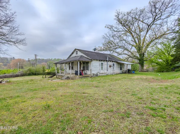 248 Woody Ave, Harriman, TN 37748