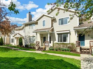 6973 Chester Dr APT B, Madison, WI 53719