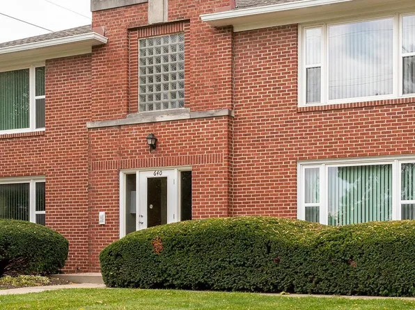 640 S 38th St #&-3820, Omaha, NE 68105