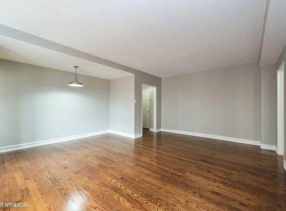 5th image of 4900 N Marine Dr APT 507