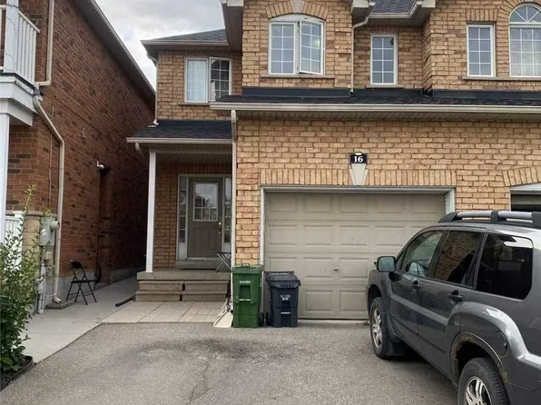 16 Oliti Ct, Toronto, ON M9L 3A3