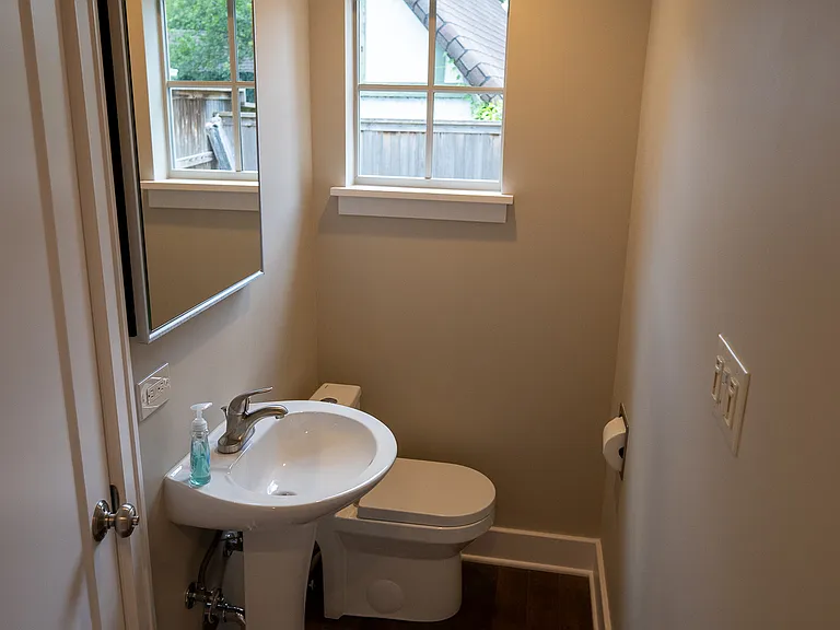 2626 S Trenton Ave — Photo 73