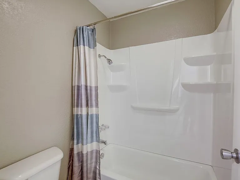 Bevia Apartments — Photo 19