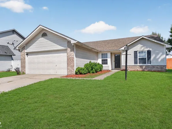 5742 Ashcroft Dr, Indianapolis, IN 46221