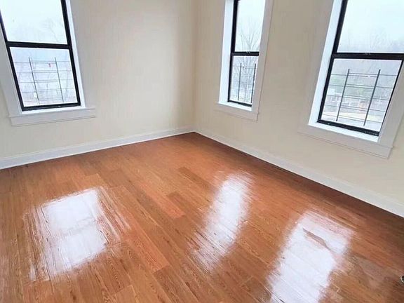 3rd image of 803 E 182nd St APT 5E