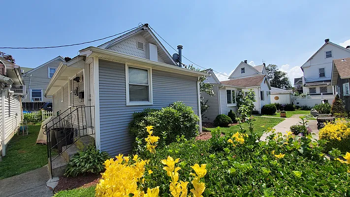 Rented by Keller Williams Realty Group | media 12