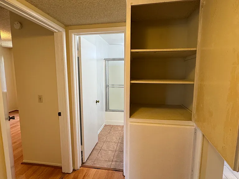 1004 E Garfield Ave #3 — Photo 9
