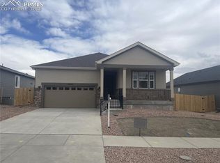 3326 Bella Luna Dr, Pueblo, CO 81001