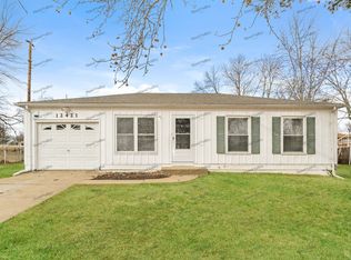 12421 Pizarro Dr, Saint Louis, MO