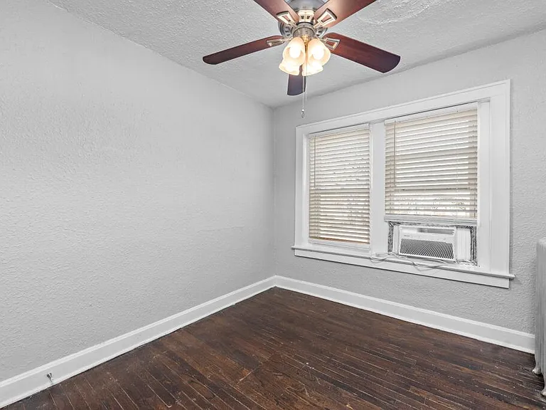 4400 Jarboe St — Photo 12