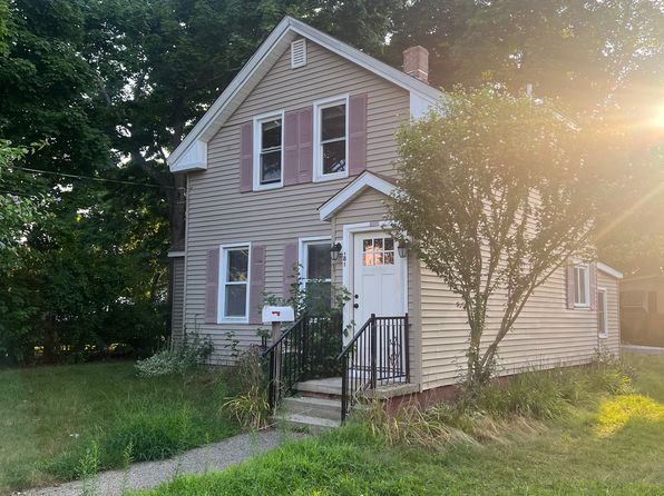 181 Narragansett Ave