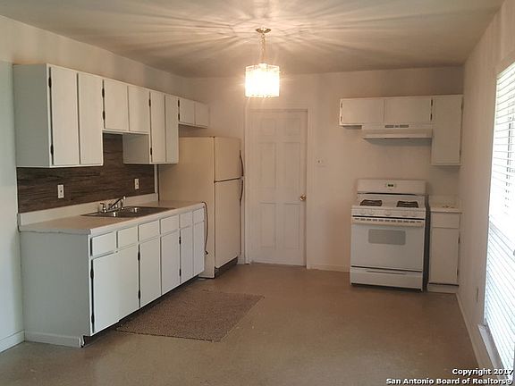 4th image of 8314 Swift Eagle Dr