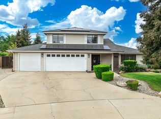 57 Joshua Ave, Clovis, CA 93611