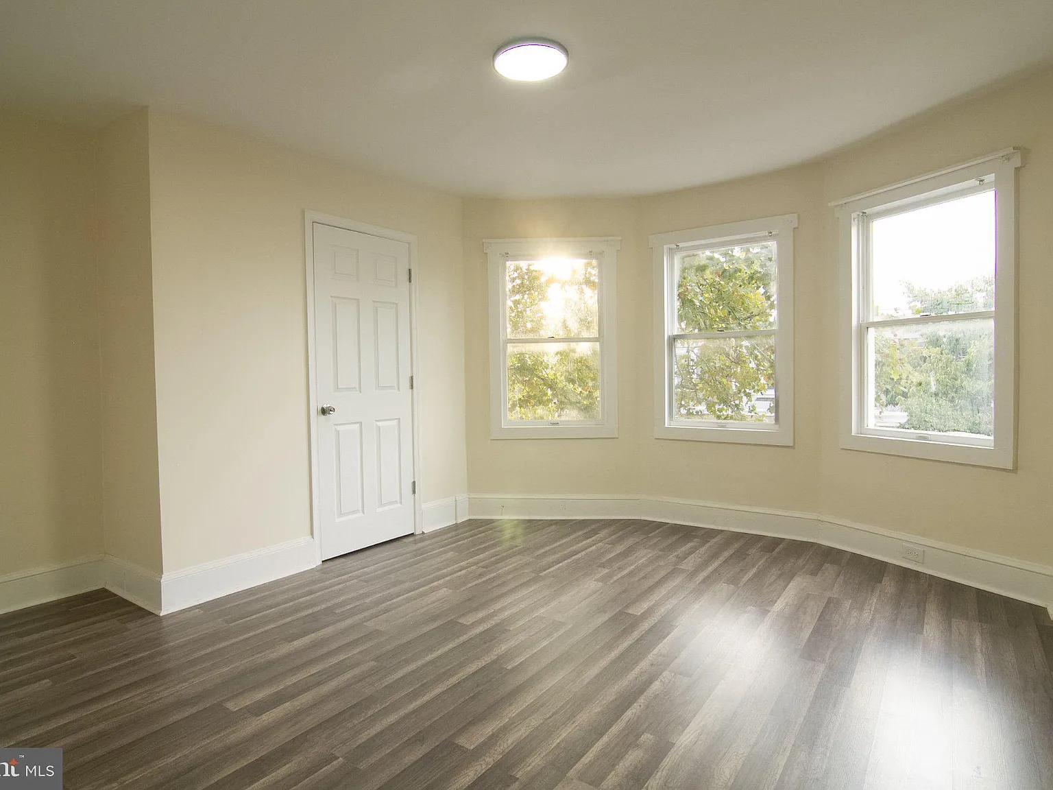 2 bed, 1.0 bath, $1,750 — Photo 1