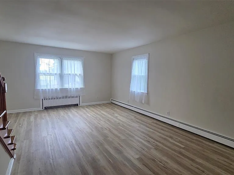 122 Westview Ave — Photo 8