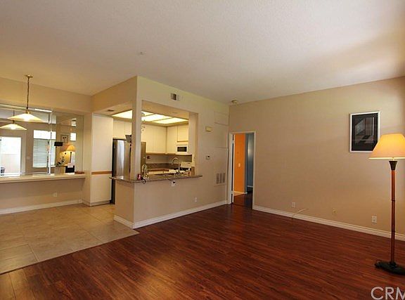 3rd image of 29 Whippoorwill Ln