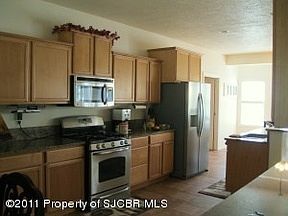 3rd image of 8025 Lakeview Ln