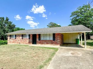 620 Dogwood St, Columbus, MS 39702