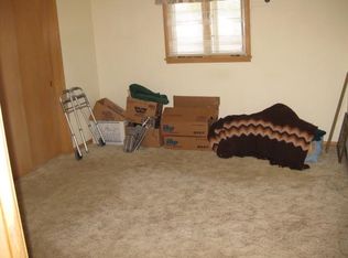 203 6th Ave SW, Pipestone, MN 56164