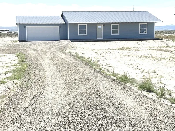 85218 Christmas Valley Hwy, Christmas Valley, OR 97641