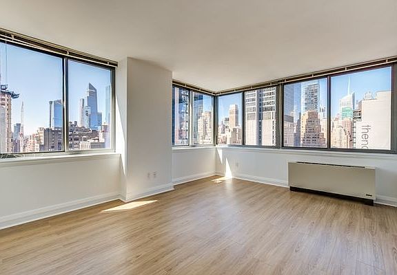 4th image of 800 Avenue Of The Americas APT 20G