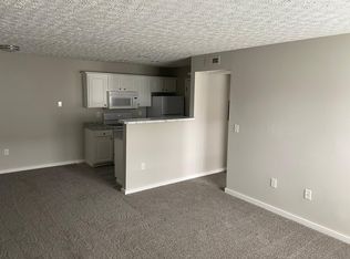 5602 Cypress Chas, Columbus, OH 43228