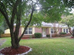 3219 Stonehaven Dr, North Charleston, SC 29420
