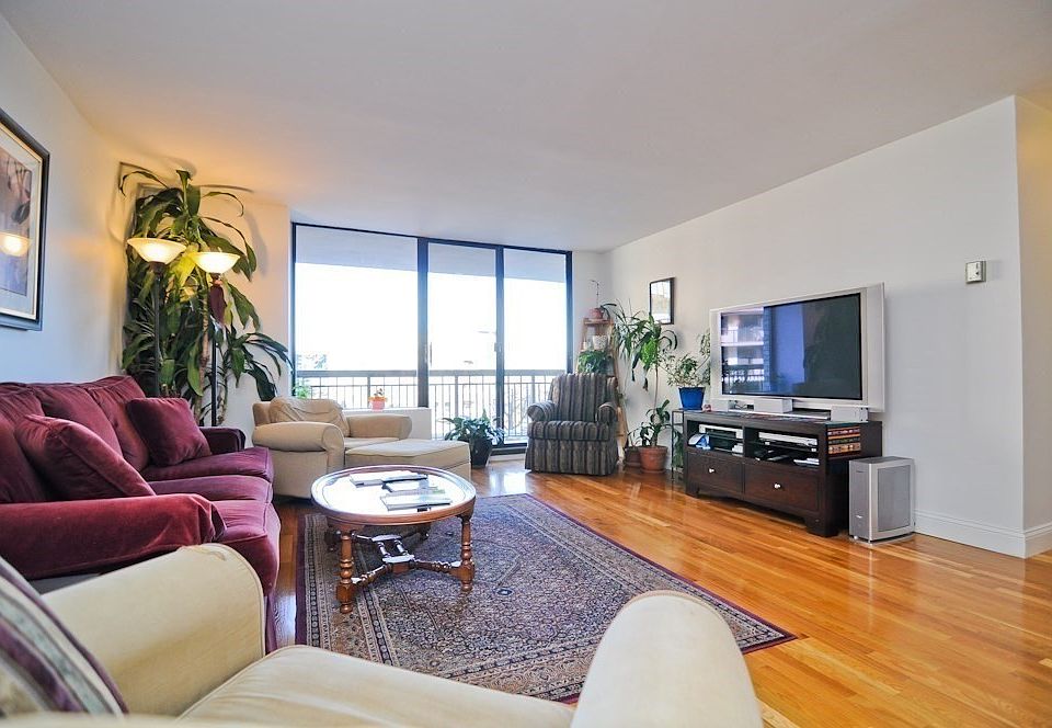 1st image of 60 Longwood Ave APT 304
