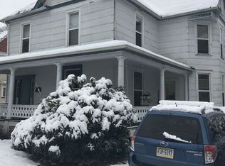 310 W Poplar St, Grove City, PA 16127