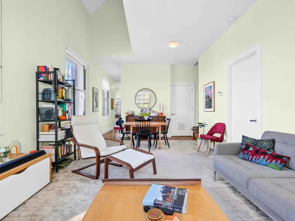 401 Hicks Street image 6 of 26