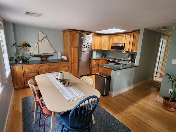 47 Main St APT D