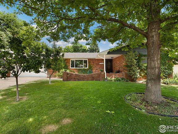 2nd image of 2218 Cameo Ave