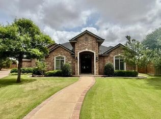 209 S Garland St, Plainview, TX 79072