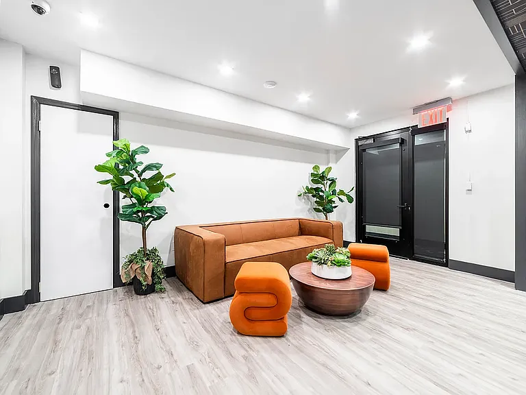 781 Washington Ave #4B — Photo 15