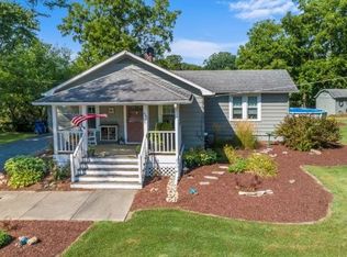454 South St, Burlington, IL 60109