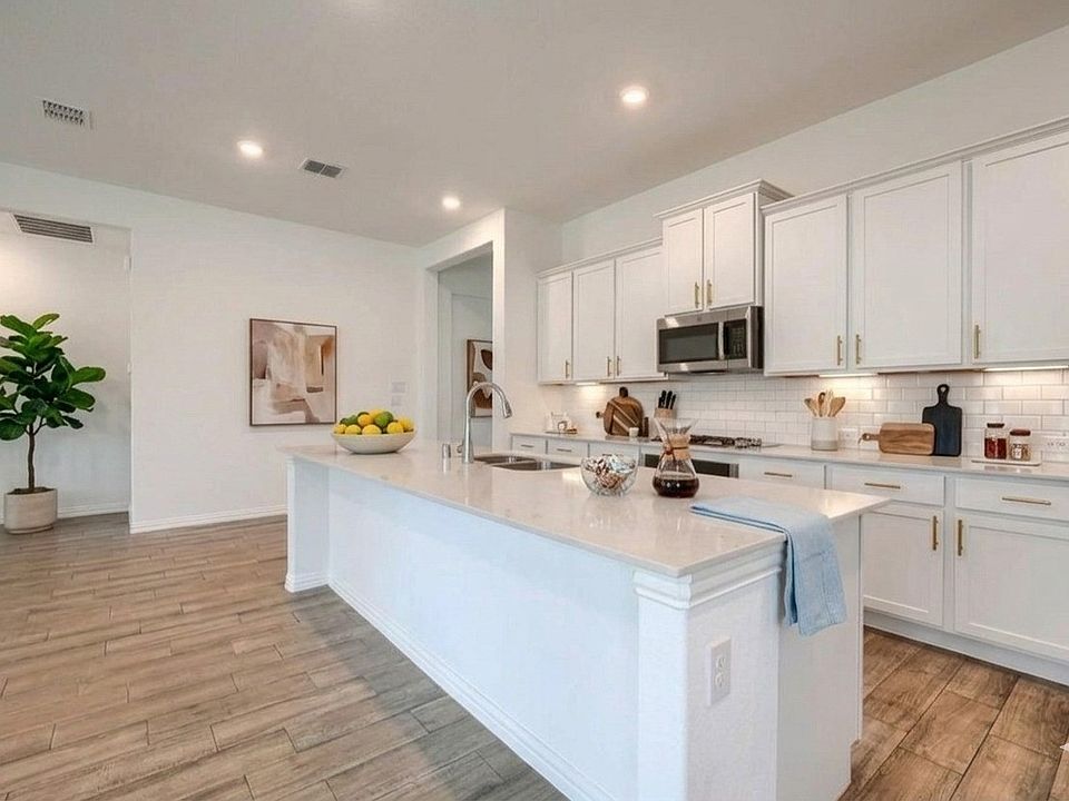 1st image of 1729 Ordonez Dr