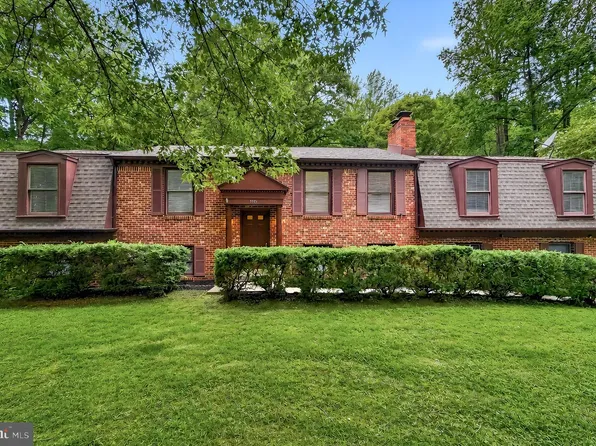 7115 Maxwell Dr, Hughesville, MD 20637