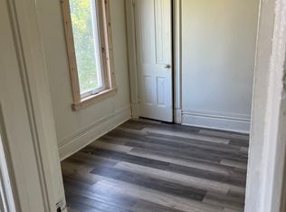 (Undisclosed Address), Saint Paul, MN 55106